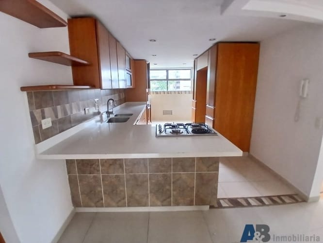 Apartamento de 3 alcobas en arriendo en Alejandría, Medellín, 200 m² · foto 5 de 24