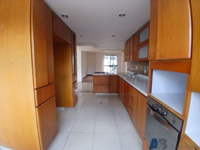 Apartamento de 3 alcobas en arriendo en Alejandría, Medellín, 200 m² · foto 7 de 24