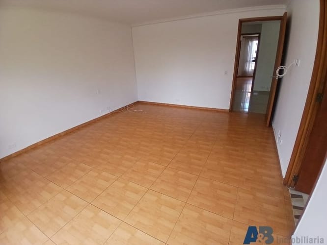 Apartamento de 3 alcobas en arriendo en Alejandría, Medellín, 200 m² · foto 12 de 24