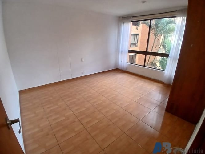 Apartamento de 3 alcobas en arriendo en Alejandría, Medellín, 200 m² · foto 18 de 24