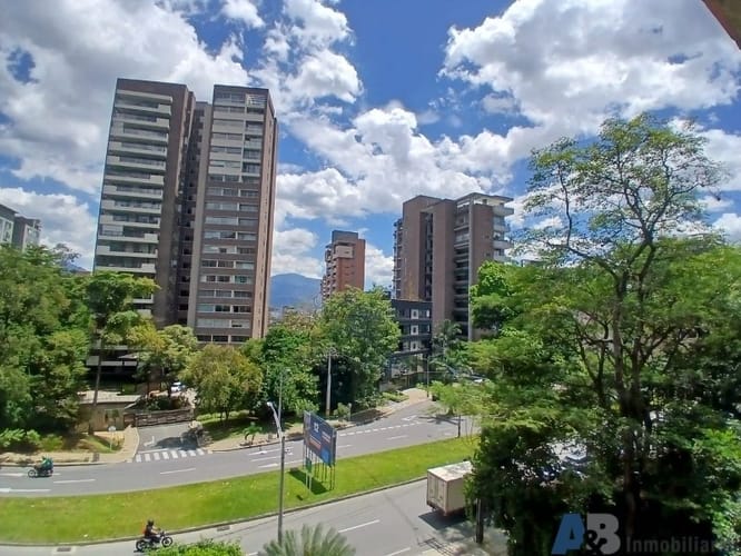 Apartamento de 3 alcobas en arriendo en Alejandría, Medellín, 200 m² · foto 22 de 24