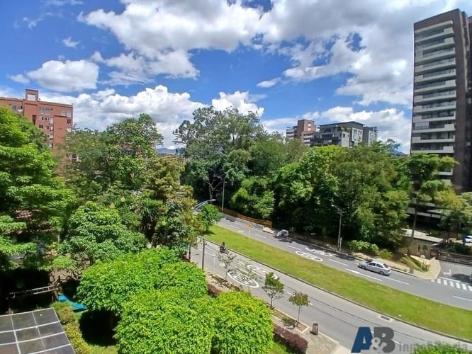 Apartamento de 3 alcobas en arriendo en Alejandría, Medellín, 200 m² · foto 23 de 24
