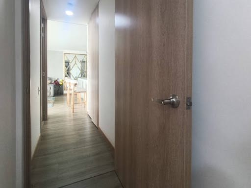 Apartamento de 2 alcobas en venta en El Poblado, Medellín, 91 m² · foto 5 de 15