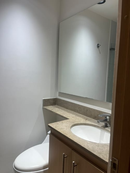 Apartamento de 3 alcobas en arriendo en El Poblado, Medellín, 96 m² · foto 2 de 15