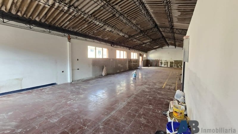 Bodega en arriendo en Colombia, Medellín, 149 m² · foto 2 de 6