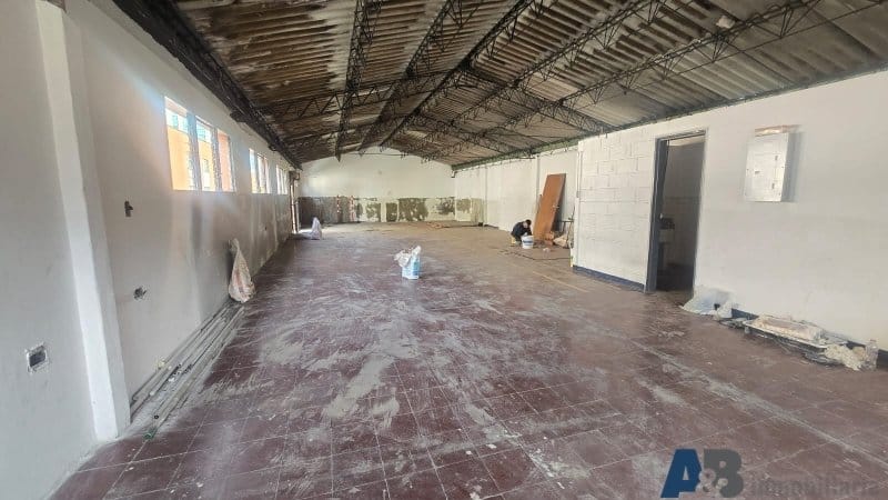 Bodega en arriendo en Colombia, Medellín, 149 m² · foto 4 de 6