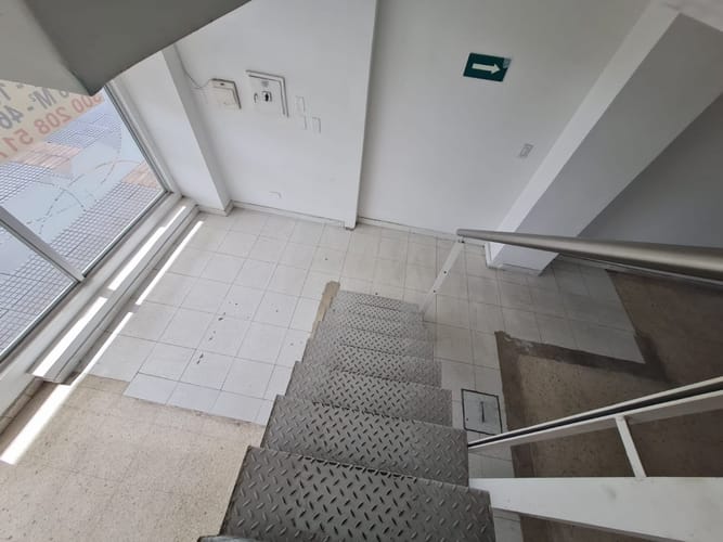 Local en venta en Siberia, Cota, 150 m² · foto 2 de 12