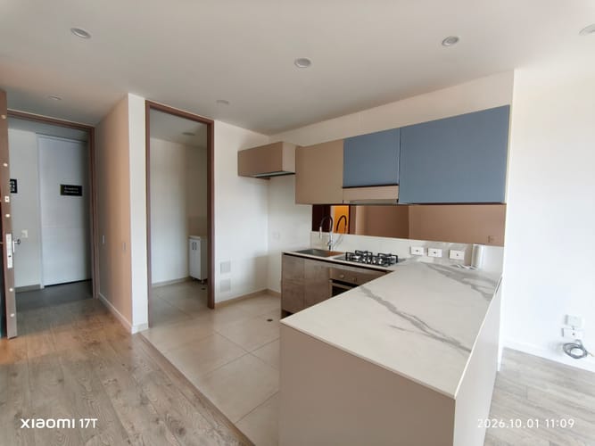Apartaestudio en venta en Chicó Navarra, Bogotá, 61 m² · foto 3 de 24