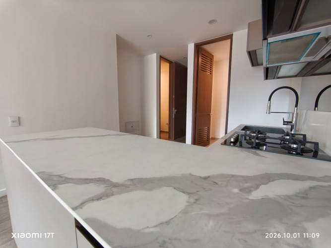 Apartaestudio en venta en Chicó Navarra, Bogotá, 61 m² · foto 18 de 24