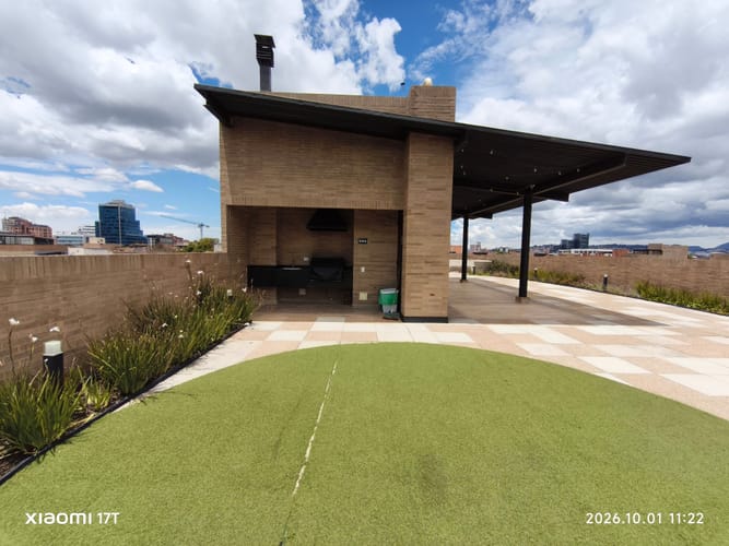Apartaestudio en venta en Chicó Navarra, Bogotá, 61 m² · foto 23 de 24
