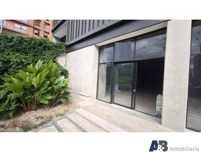 Local en venta en Las Casitas, Envigado, 419 m² · foto 2 de 6