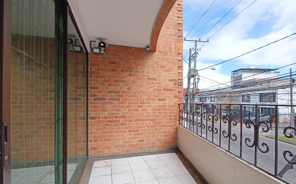 Apartamento en venta en Pontevedra, Bogotá · foto 4 de 19