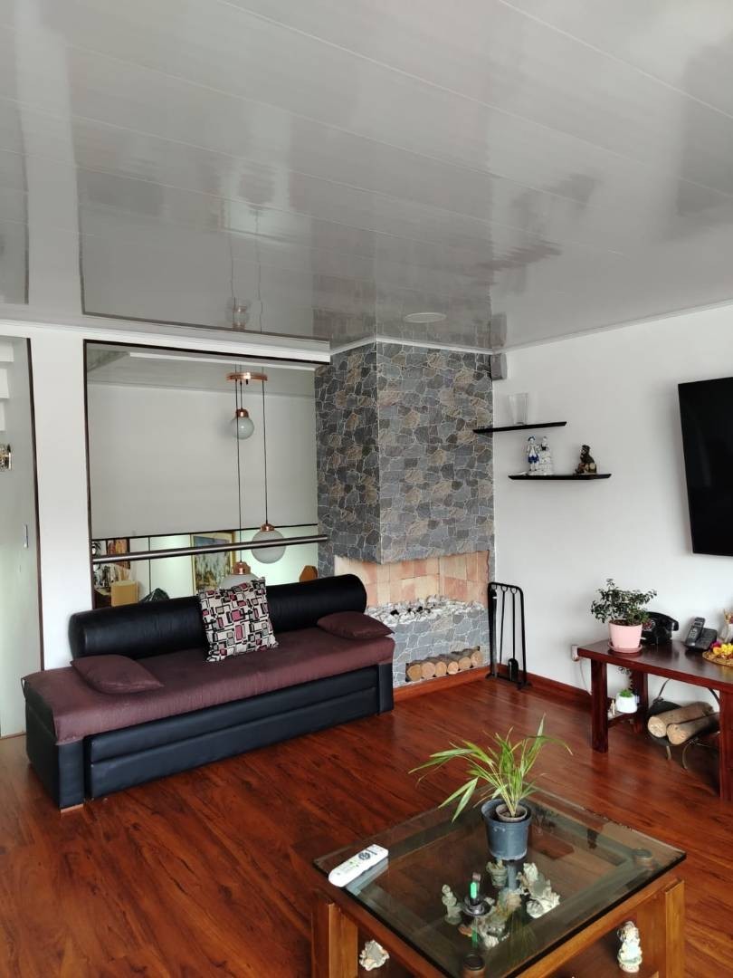 Casa en venta en Cedritos, Bogotá · foto 4 de 24