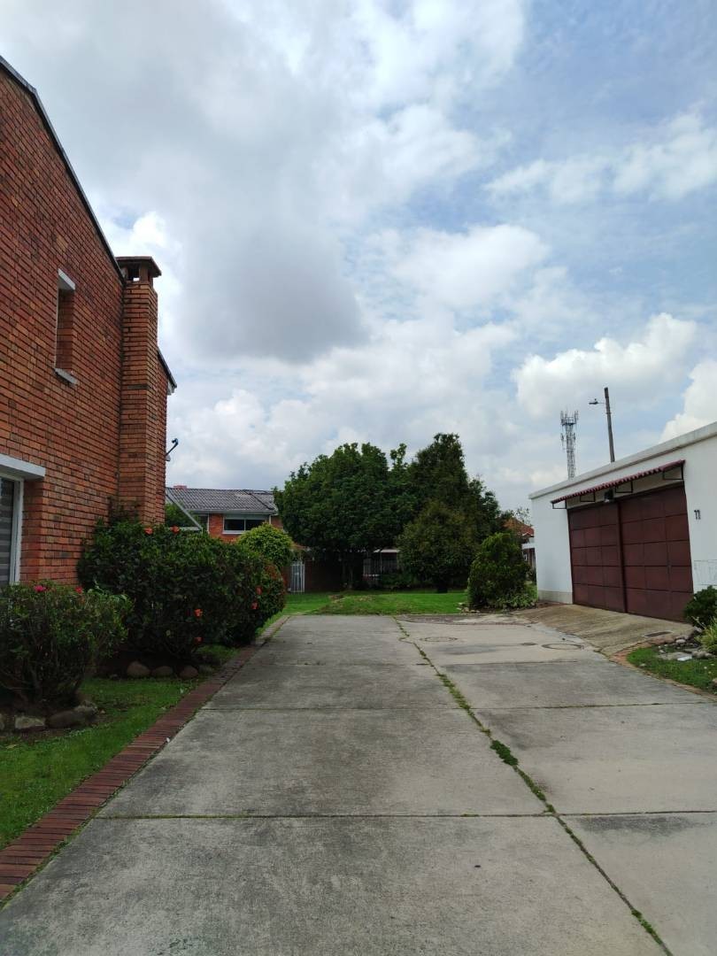 Casa en venta en Niza, Bogotá · foto 9 de 11