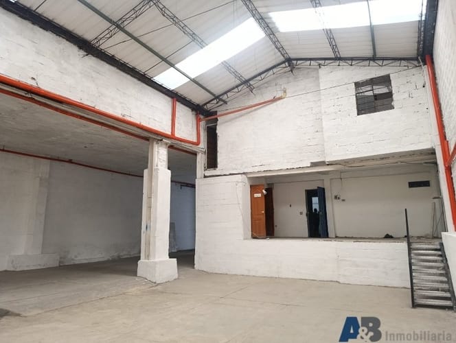 Bodega en venta en Villa Paula, Itagüí, 1370 m² · foto 5 de 21