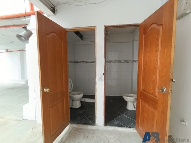 Bodega en venta en Villa Paula, Itagüí, 1370 m² · foto 17 de 21