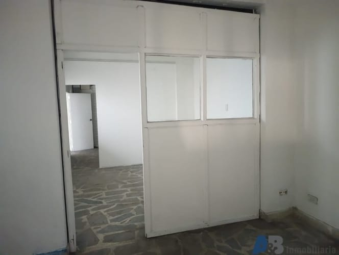 Bodega en venta en Villa Paula, Itagüí, 1370 m² · foto 18 de 21