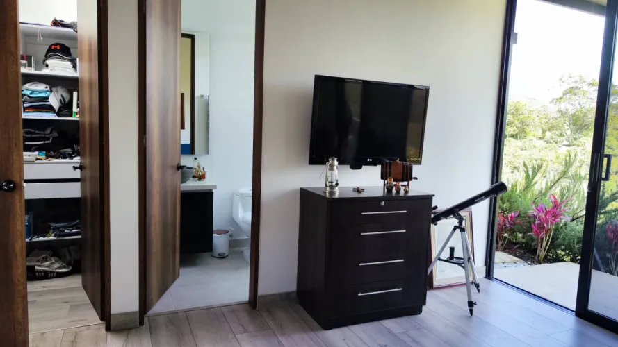 Casa de 4 alcobas en venta en Centro, Rionegro · foto 10 de 20