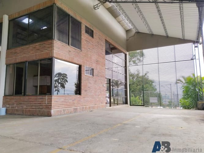Bodega en venta en Pueblo Viejo, La Estrella, 1446 m² · foto 2 de 24