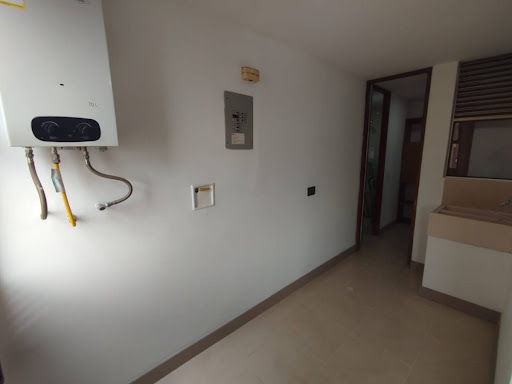 Apartamento en arriendo en Patio Bonito, Medellín · foto 3 de 24