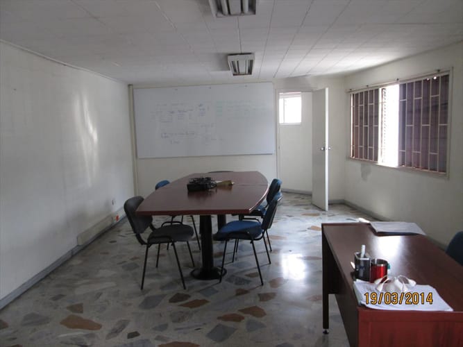 Bodega en venta en Colombia, Medellín, 1450 m² · foto 9 de 12