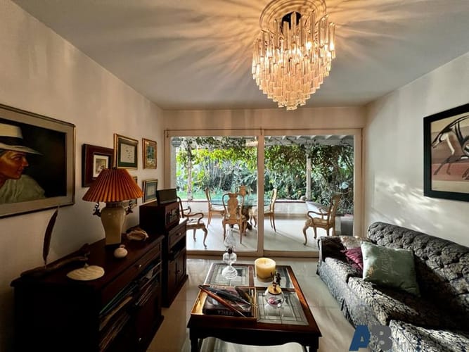 Casa de 5 alcobas en venta en La Aguacatala, Medellín, 500 m² · foto 5 de 15