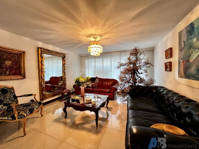 Casa de 5 alcobas en venta en La Aguacatala, Medellín, 500 m² · foto 6 de 15