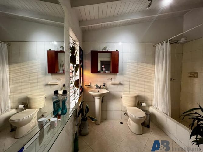 Casa de 5 alcobas en venta en La Aguacatala, Medellín, 500 m² · foto 15 de 15