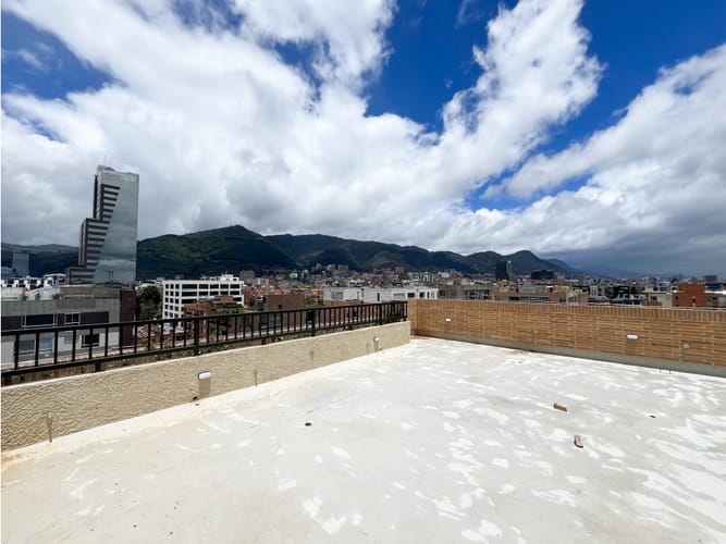 Apartaestudio en venta en Chico Norte, Bogotá, 162 m² · foto 16 de 24