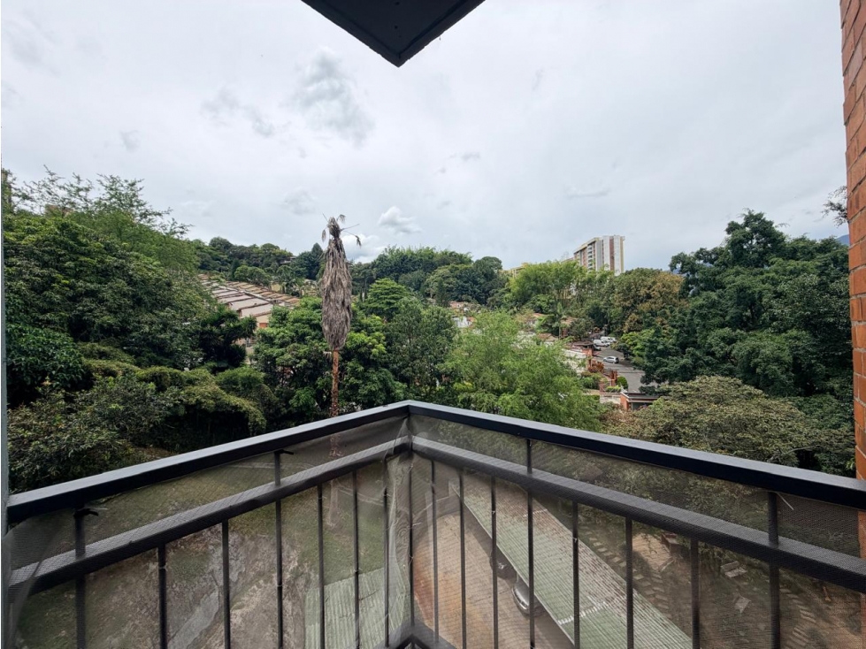 Apartamento en venta en Alto De Las Flores, Sabaneta · foto 3 de 11