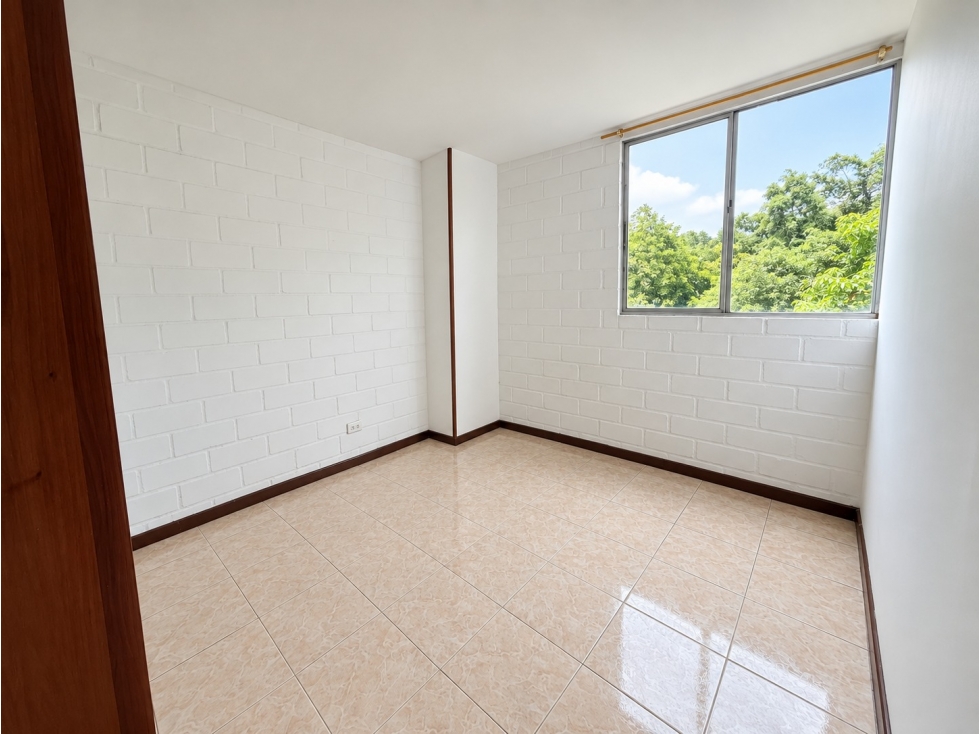 Apartamento en venta en Alto De Las Flores, Sabaneta · foto 6 de 11