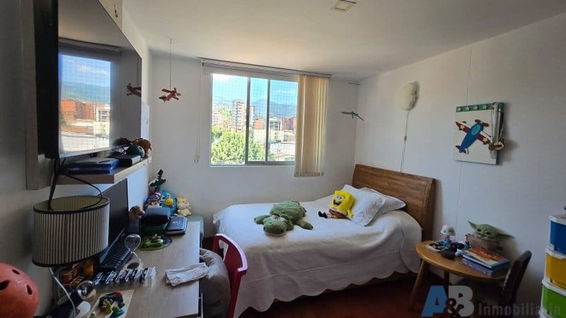Apartamento de 3 alcobas en venta en Las Acacias, Medellín, 124 m² · foto 13 de 24
