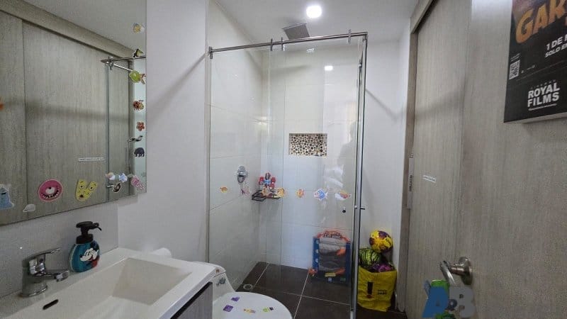 Apartamento de 3 alcobas en venta en Las Acacias, Medellín, 124 m² · foto 15 de 24