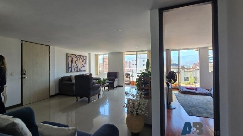 Apartamento de 3 alcobas en venta en Las Acacias, Medellín, 124 m² · foto 20 de 24