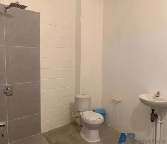 Bodega en arriendo en El Convento, Copacabana, 743 m² · foto 11 de 13