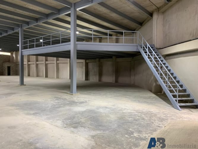 Bodega en venta en El Convento, Copacabana, 743 m² · foto 10 de 13