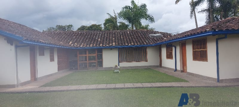 Casa de 8 alcobas en venta en Llano Grande, Rionegro · foto 18 de 23