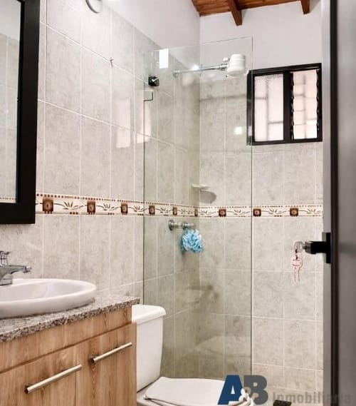 Casa de 4 alcobas en venta en La Gloria, Medellín, 118 m² · foto 20 de 21