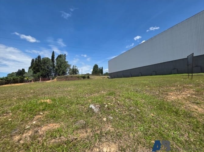 Lote en arriendo en La Mosquita, Guarne, 2345 m² · foto 3 de 5
