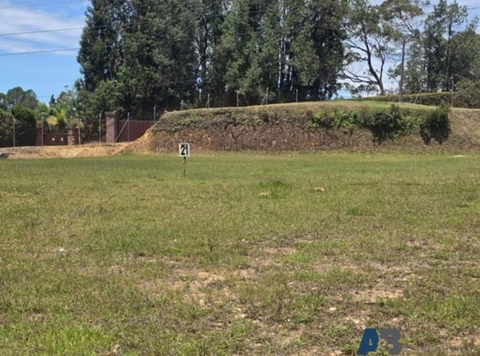 Lote en arriendo en La Mosquita, Guarne, 2345 m² · foto 4 de 5