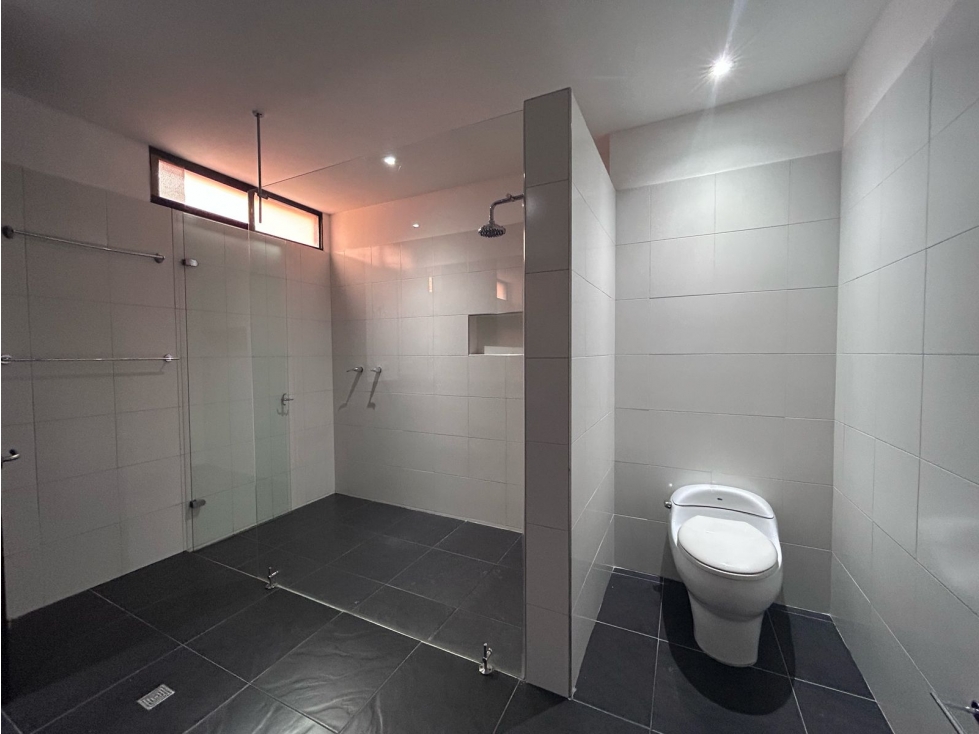 Casa en venta en Santa Barbara, Bogotá · foto 6 de 24