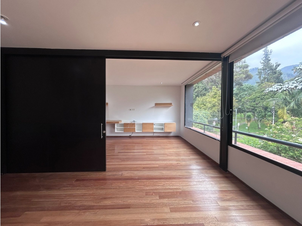 Casa en venta en Santa Barbara, Bogotá · foto 9 de 24