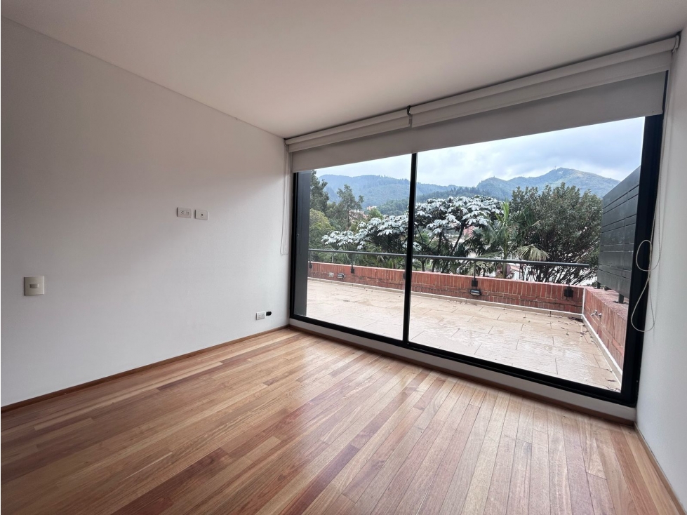 Casa en venta en Santa Barbara, Bogotá · foto 11 de 24