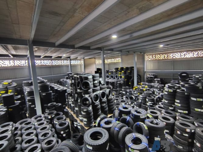 Bodega en arriendo en El Convento, Copacabana, 1110 m² · foto 2 de 8