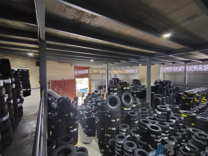 Bodega en venta en El Convento, Copacabana, 1110 m² · foto 5 de 8