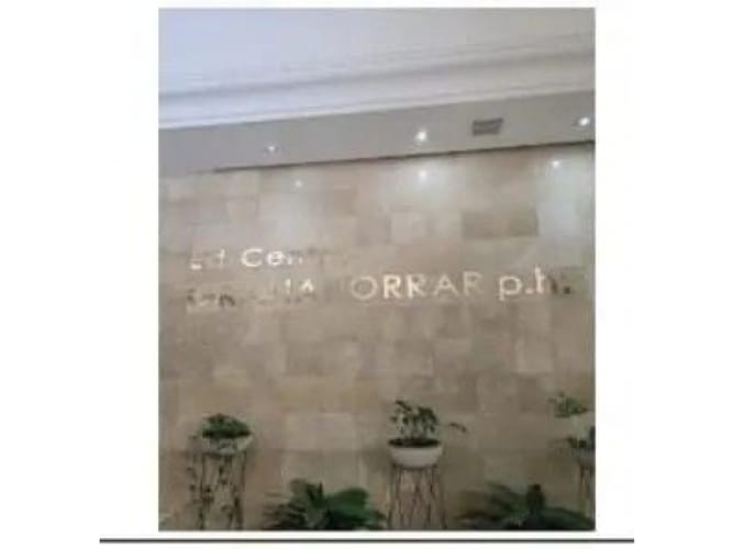 Local en venta en El Poblado, Medellín, 278 m² · foto 2 de 9