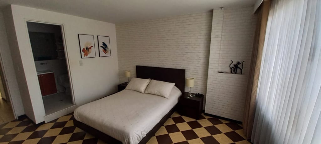 Casa de 7 alcobas en venta en Ciudad Jardin Norte, Bogotá, 263 m² · foto 6 de 23