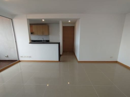 Apartamento de 3 alcobas en arriendo en Aves Maria, Sabaneta, 70 m² · foto 3 de 17