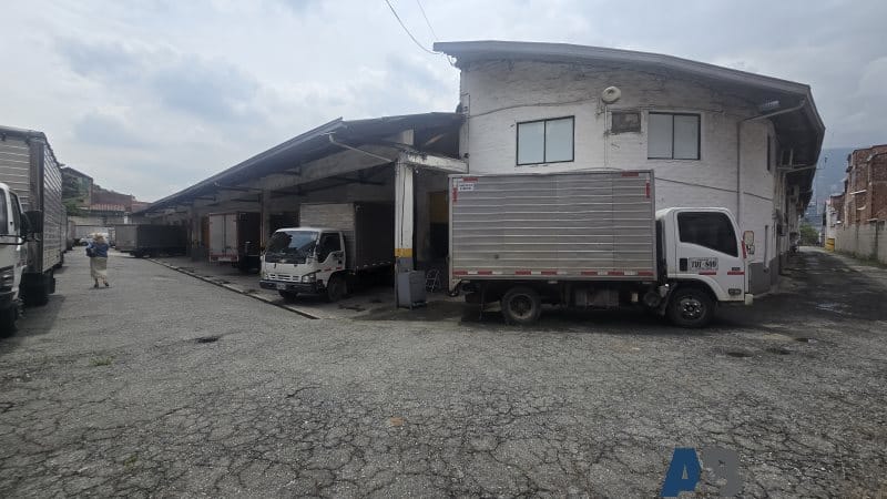 Bodega en venta en El Poblado, Medellín · foto 13 de 13
