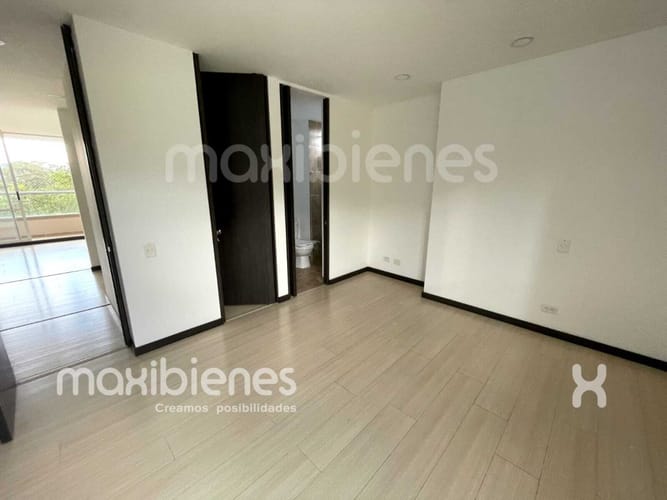 Apartamento de 3 alcobas en arriendo en La Aldea, La Estrella, 102 m² · foto 8 de 12